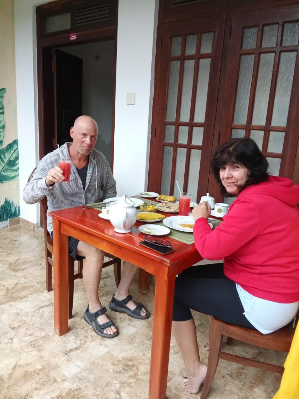 Mountain Shack Homestay Ella Bagian luar foto