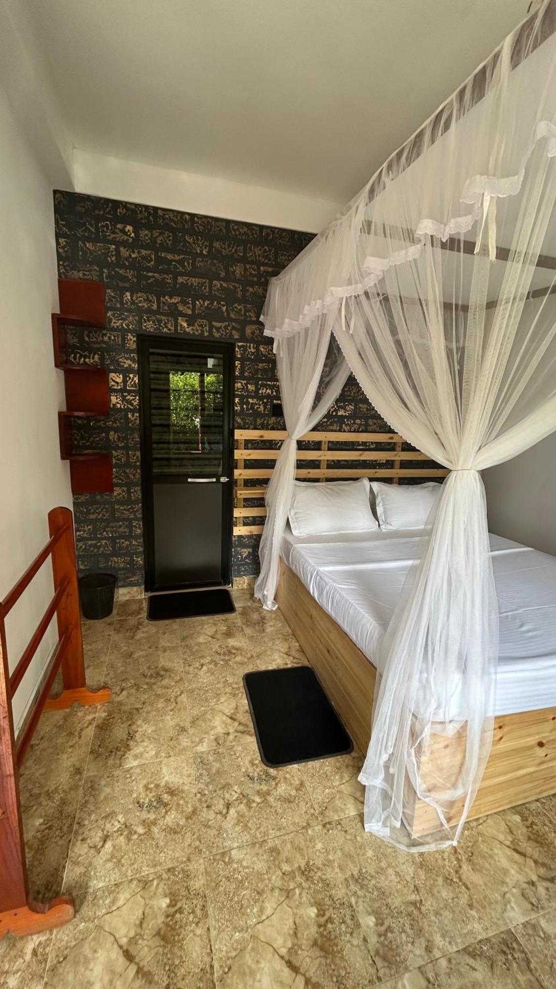Mountain Shack Homestay Ella Bagian luar foto