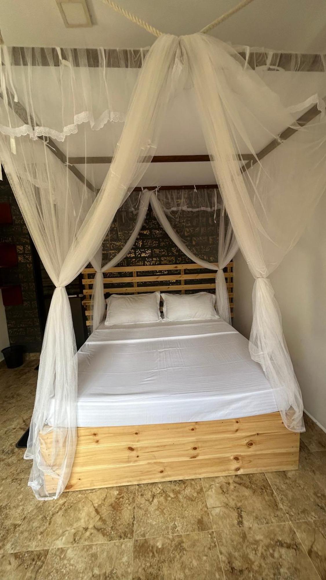 Mountain Shack Homestay Ella Bagian luar foto