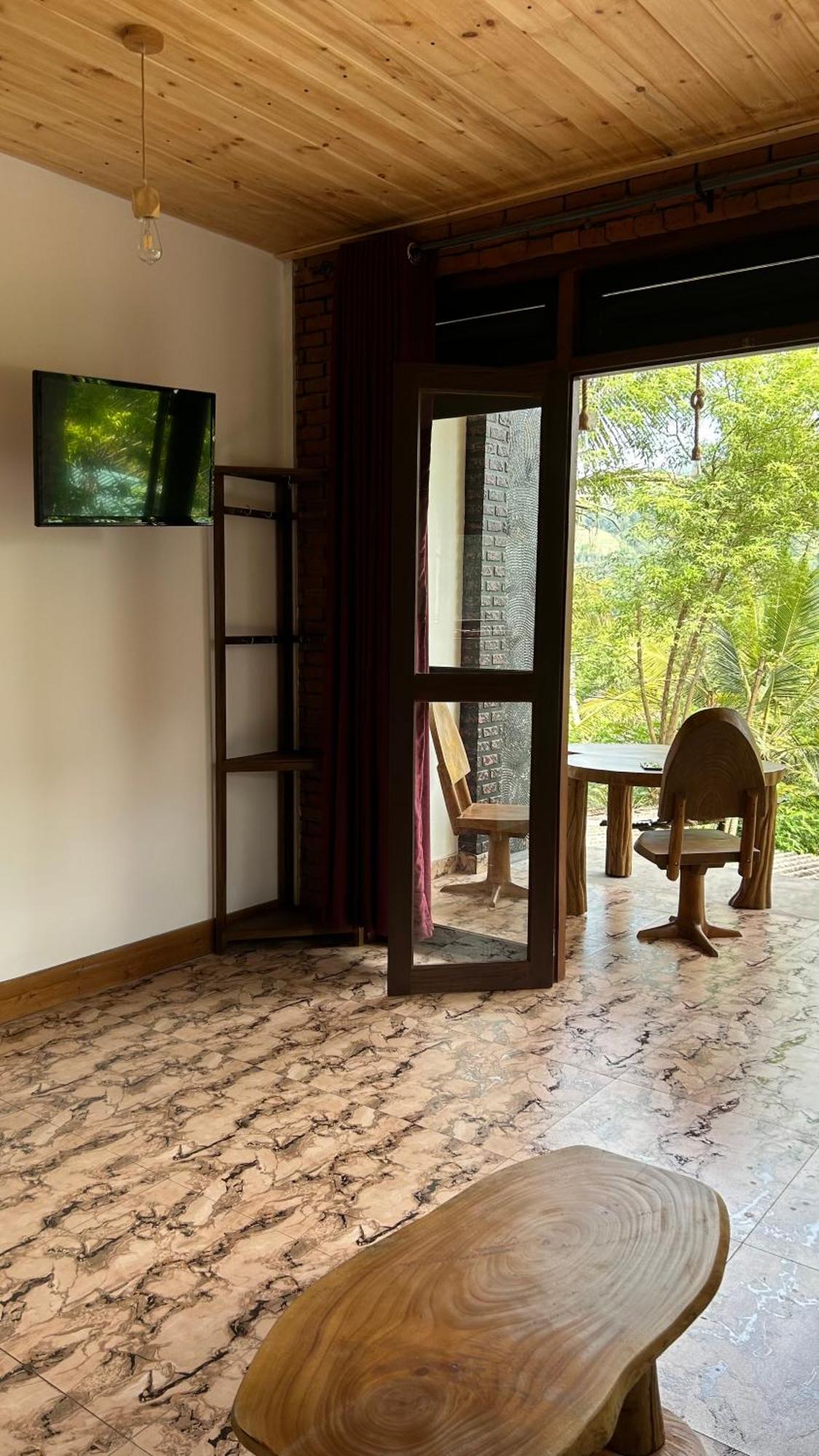 Mountain Shack Homestay Ella Bagian luar foto